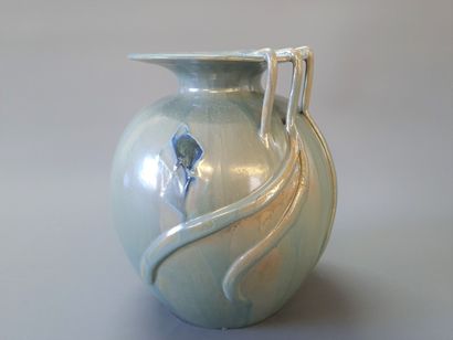 Jean LECLERC ( XX°

Vase oblong à décor de...