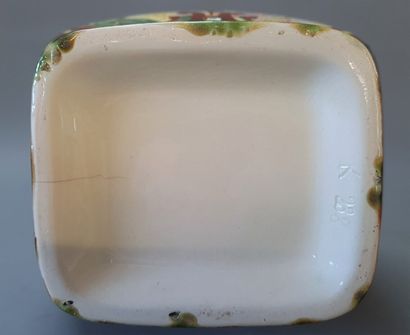 Emile DIFFLOTH (1856-1933)

Grand vase en...