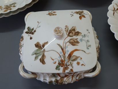 HAVILAND: Beau service de table à côtes torses,...