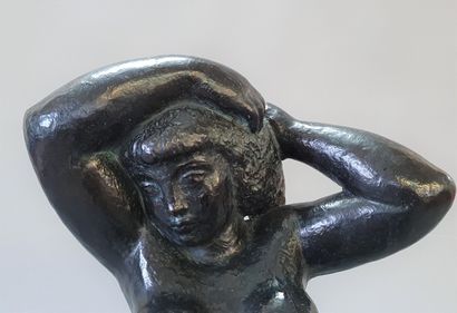 Lucien GIBERT (1904-1988)

Woman with hair

Bronze...
