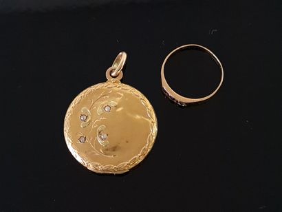 750°/ 00 gold lot comprising 

- a little...