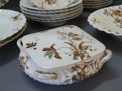 HAVILAND: Beau service de table à côtes torses,...
