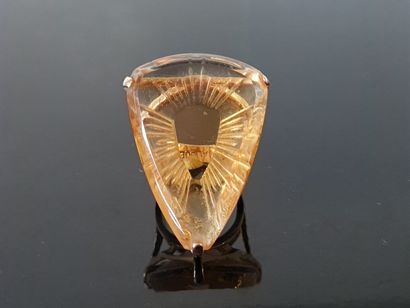 LALIQUE LALIQUE Ring in golden metal and...