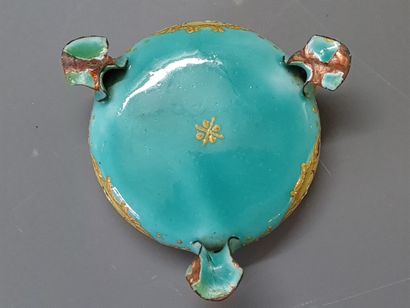 Saleron in enamelled copper, inside glass....