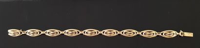 Drapery bracelet, shuttles with interlacing,...