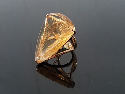 LALIQUE LALIQUE Ring in golden metal and...