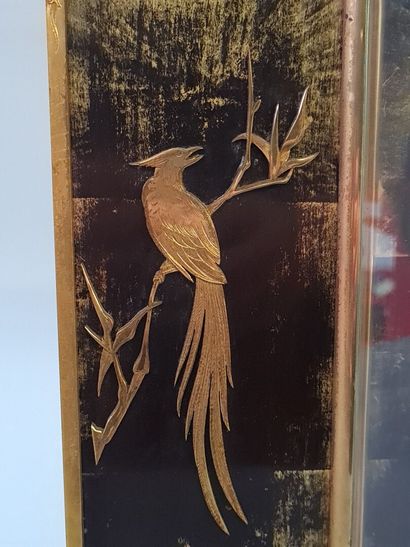 HOUR LAVIGNE 

Clock in gilded and lacquered...