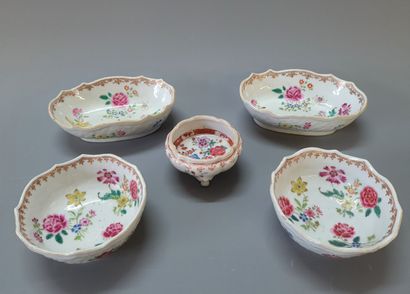 COMPAGNIE DES INDES

Ensemble en porcelaine...