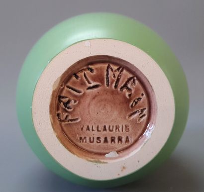 Gabriel MUSARRA (XXème)

Vase ovoide signé...