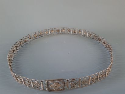 Asian silver belt.

Weight 150.42g

L. :87...