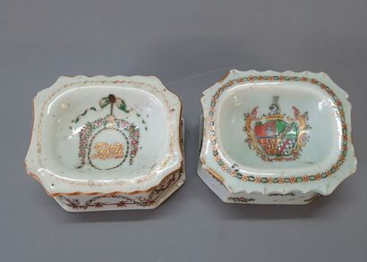 COMPAGNIE DES INDES

Deux salerons en porcelaine...
