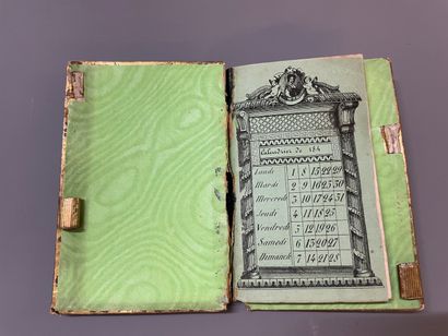 Carnet de bal à plats en coquillage de Guérande....