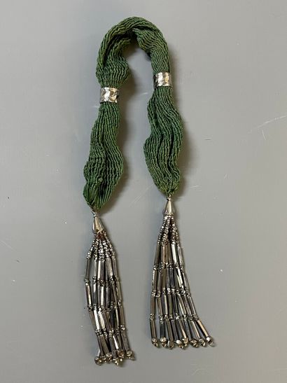 Lot de bourses en maillage de perles:

1...