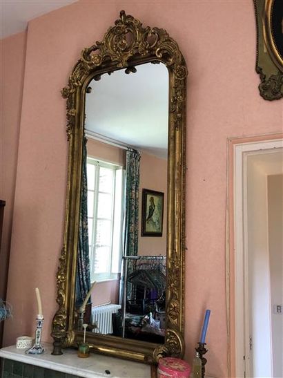 Important miroir Napoléon III cadre sculpté...