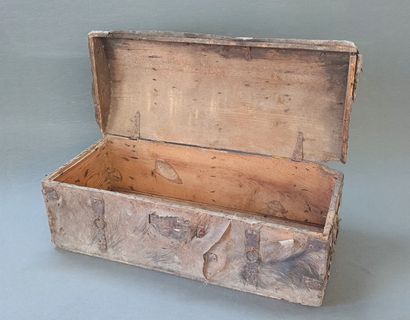 Malle de voyage en bois gainé de peau de...