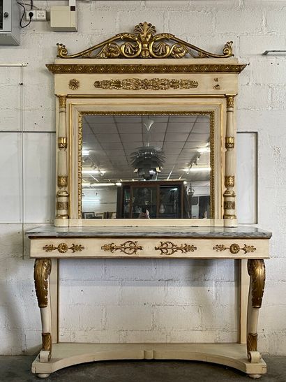 Grande console et son miroir en bois et stuc...