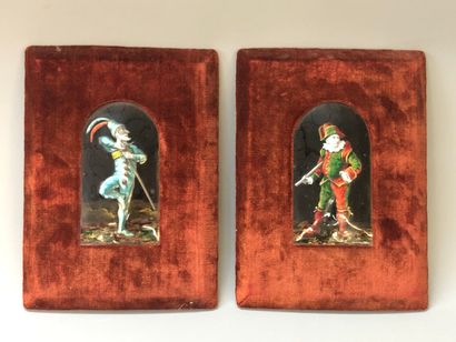 LIMOGES fin XIX°:

Arlequins

Paire de tableaux...