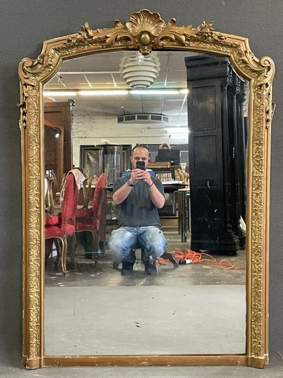 Miroir cadre doré 

Style Régence

145 x...