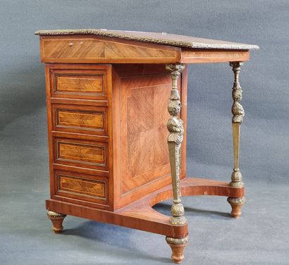 Bureau Davenport en placage de noyer et de...
