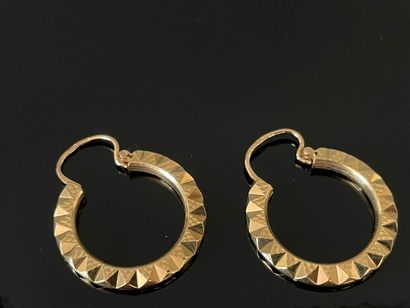 Paire de boucles d'oreille, en or 750°/ 00...