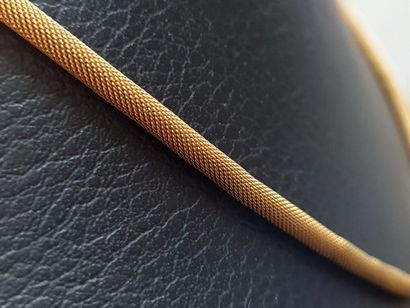 Collier en or maille tubogaz, 750°:00

L:...