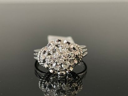 Bague en or blanc, sertie de diamants ronds...