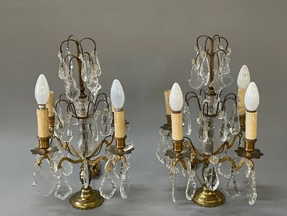 Paire de girandoles à quatre lumières et...