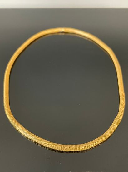 Collier en or maille tubogaz, 750°:00

L:...
