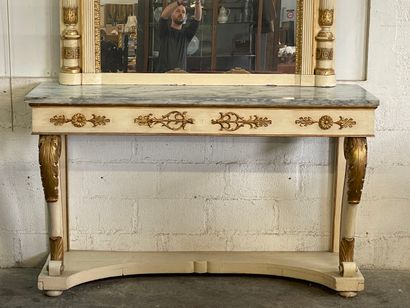 Grande console et son miroir en bois et stuc...
