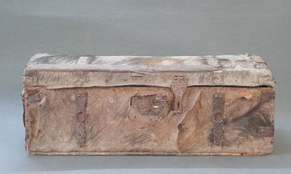 Malle de voyage en bois gainé de peau de...