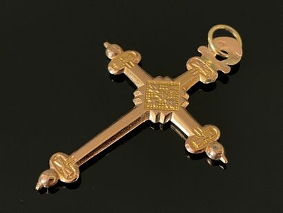 Croix en or fin XVIII°, poinçon tête de bélier.

H:...