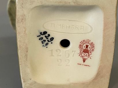 AMPHORA Austria

Buste de Femme en porcelaien.

Art...