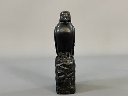 G. ROUXEL VANNON

Rapace en bois sculpté....