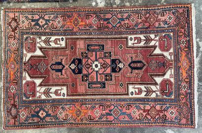 Tapis fait main en laine. Turquie

210 x...