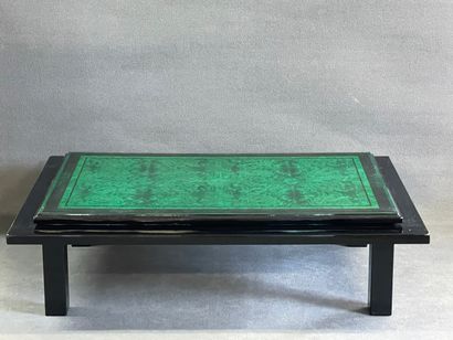 Grande table basse rectangulaire laquée noire...