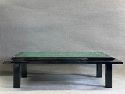 Grande table basse rectangulaire laquée noire...
