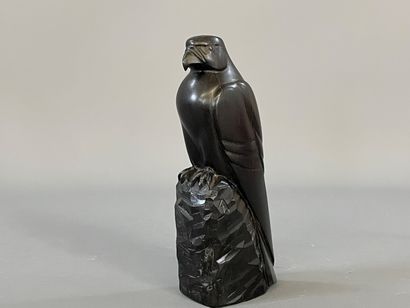 G. ROUXEL VANNON

Rapace en bois sculpté....