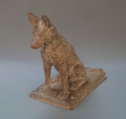 A. THORAND 

Chien assis.

Sculpture en terre...