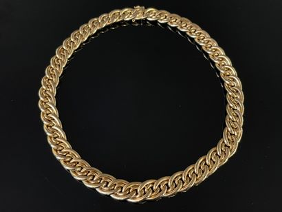 Large collier ras de cou en or, maille entrelacée,...