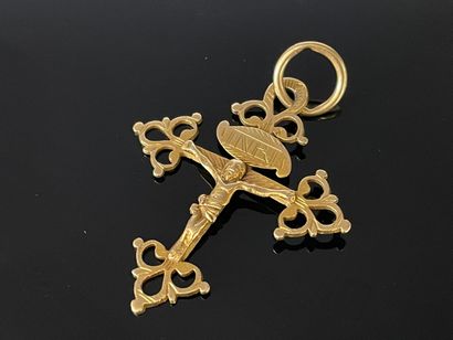 Croix en or XVIII

5 x 4 cm.

5.17 g