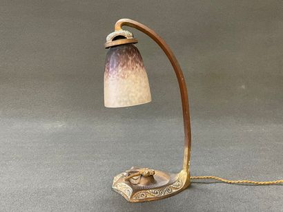 SCHNEIDER 

Lampe de bureau en bronze, le...
