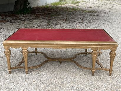 Grande table de bibliothèque en bois sculpté...