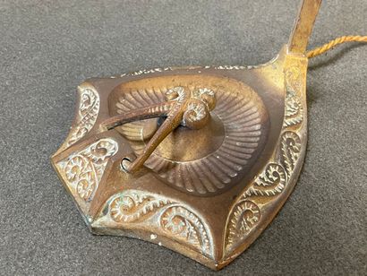 SCHNEIDER 

Lampe de bureau en bronze, le...