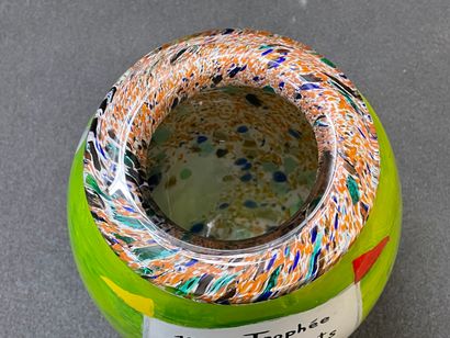 Jean-Claude NOVARO (1943-2015)

Vase en verre...