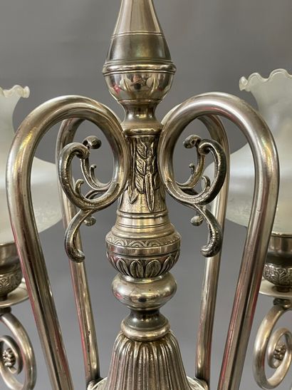 Importante lampe à poser à cinq lumières...