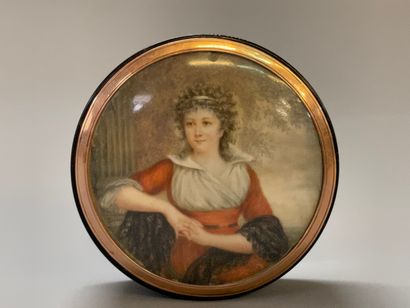 Boite en écaille, ornée d'une miniature signé...