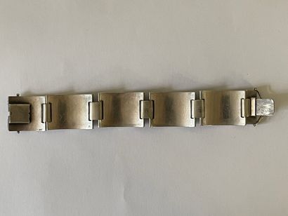 Jean DESPRÉS (1889-1980) 

Bracelet articulé...