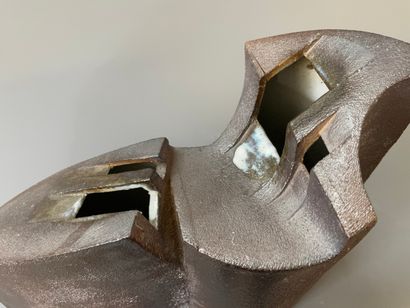 François GUENEAU (1937-2015) 

Vase sculpture...