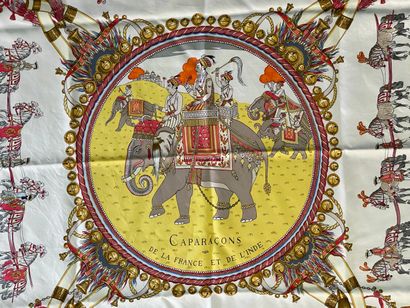 
HERMES. 




Carré en soie 