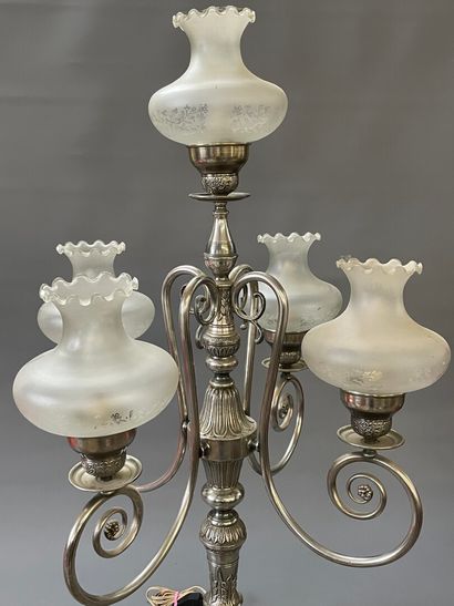 Importante lampe à poser à cinq lumières...